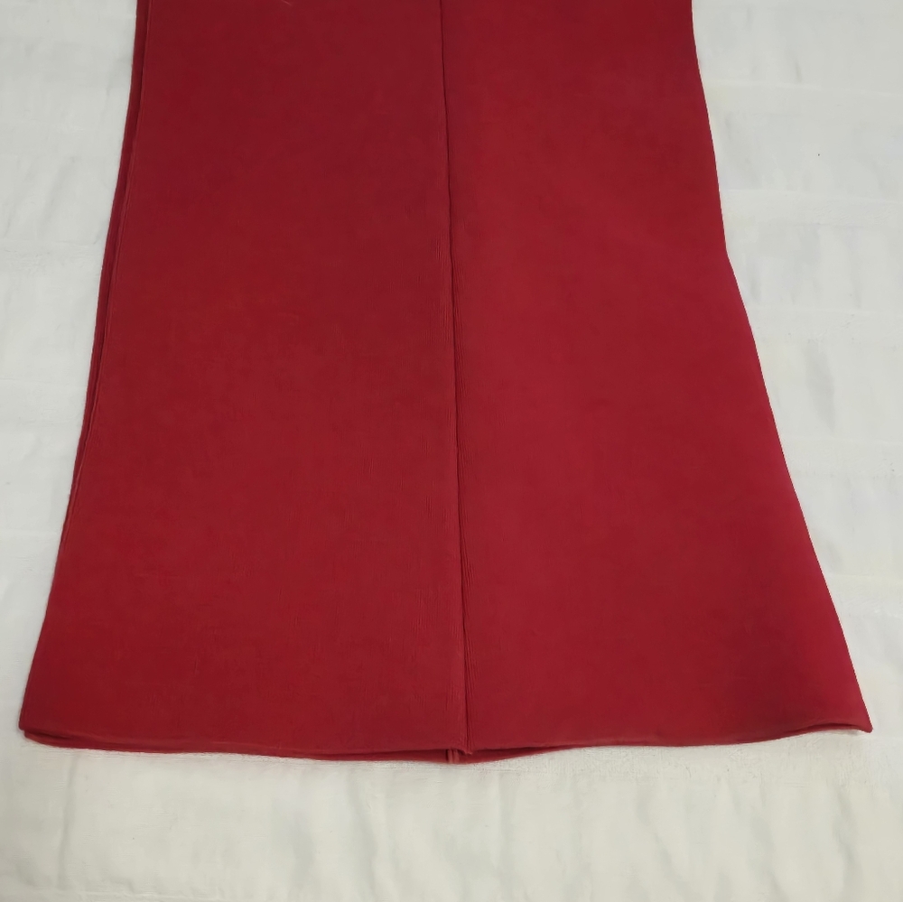 Women’s Red Cropped Stretch Pants - Picture 15 of 16